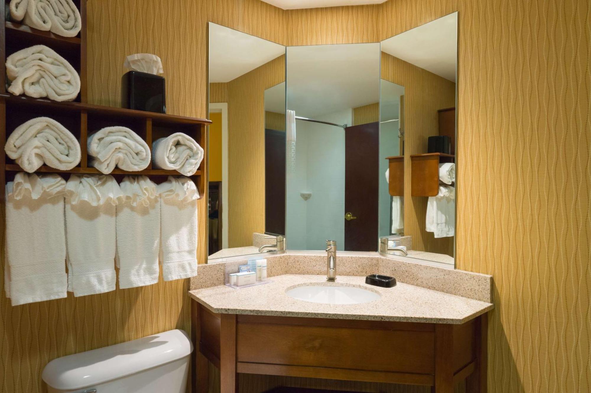 Larkspur Landing Carlisle Hotell Eksteriør bilde